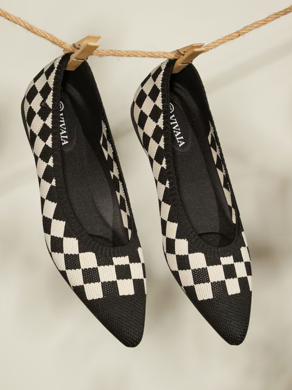 Vivaia Aria 5 point-toe ballet flats black white checker size 39 US 8